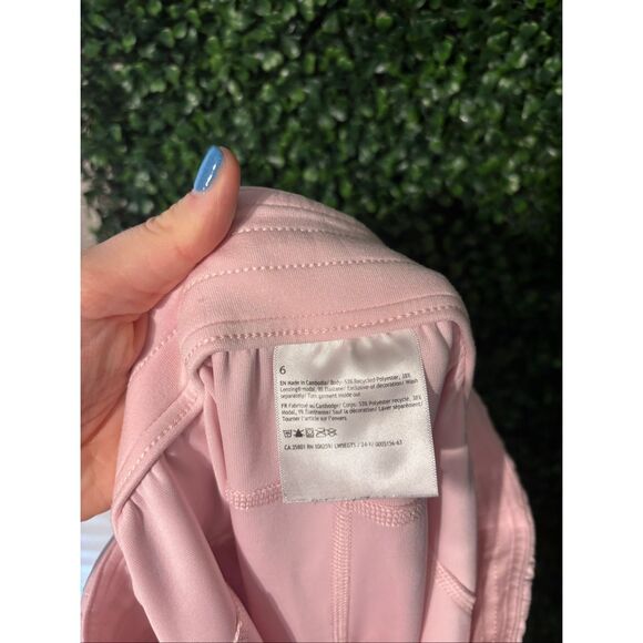 Lululemon Softstreme Pink Flared Pants Sz 6 - Picture 4 of 5